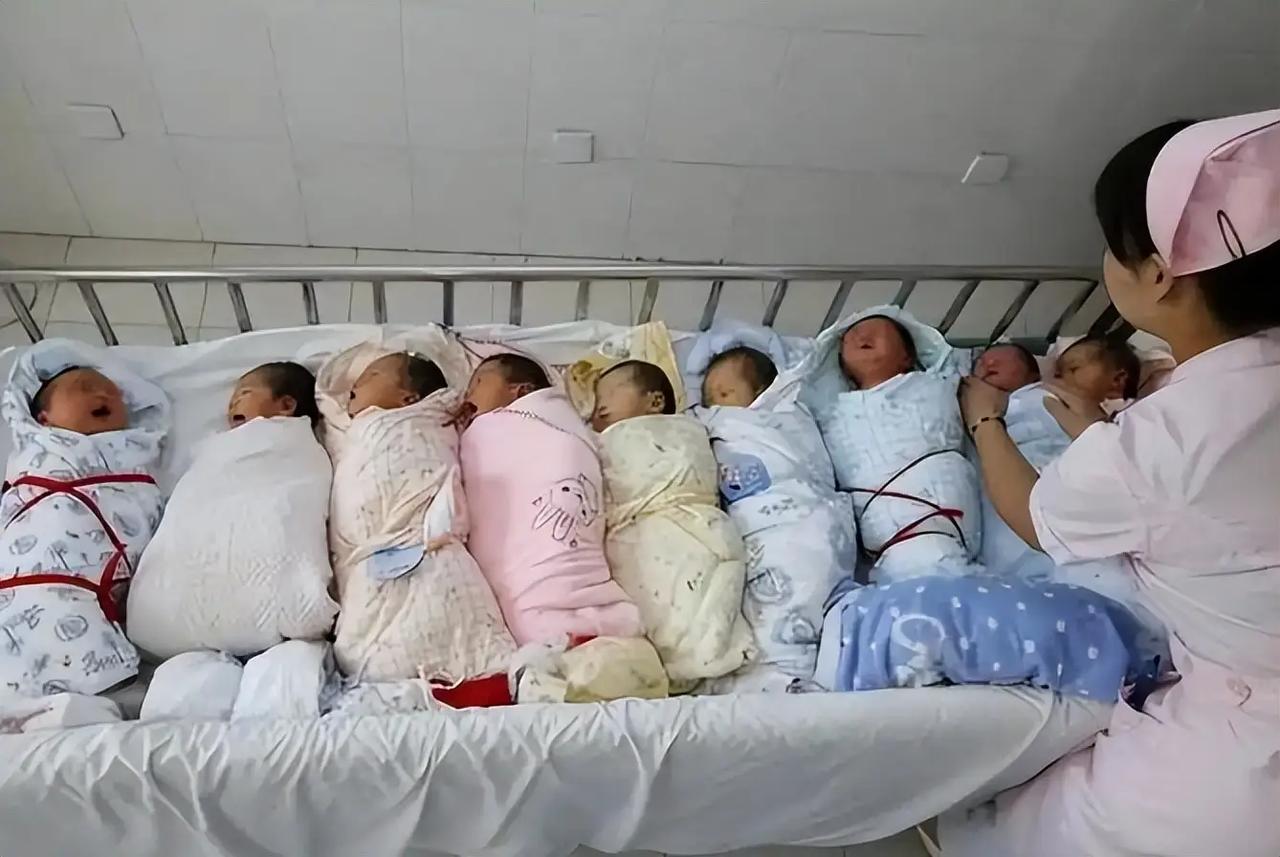 万万没想到，连全国最想生孩子的潮汕，现在也扛不住了。 汕头市统计局2026年