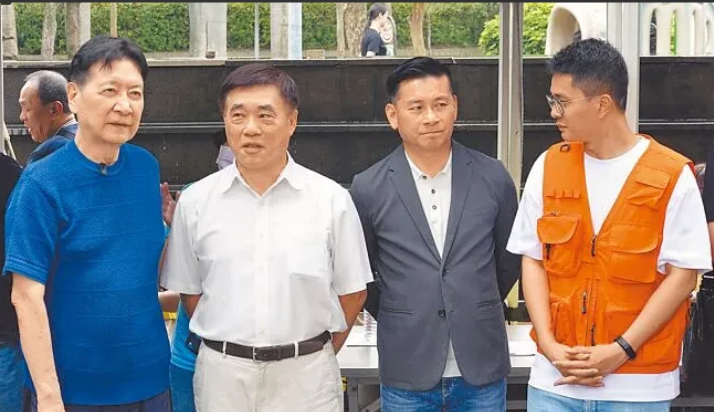 领表延2周郝龙斌出马机会增国民党主席朱立伦宣布交棒，但党内看好的台中市长卢秀