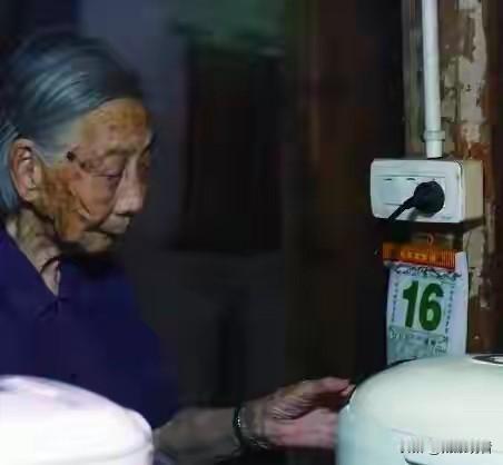 101岁温州奶奶的长寿经，简单到把我惊了！我刷到温州这位101岁的陈阿菊奶