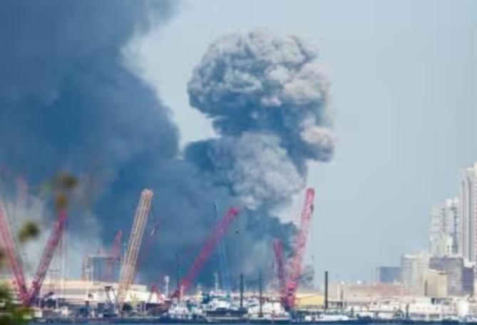 美以空袭伊朗，美军被伊朗反击打懵，俄罗斯人却高兴坏了！2月28日早晨开始，以色