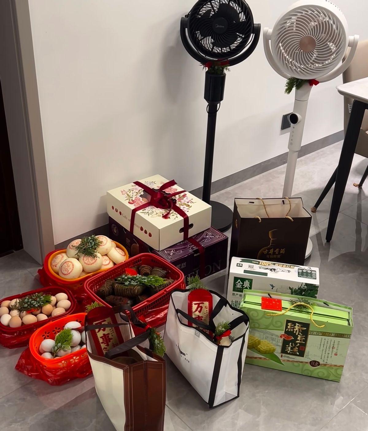 孝顺这东西，什么时候变成得用送礼来证明了？我妈打电话骂我不孝，就因为我今年端午