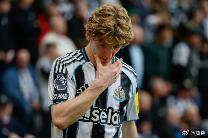 纽卡斯尔家家都有一本难念的经之核心问题系列。命悬一线。纽卡斯尔本赛季踢欧冠，已