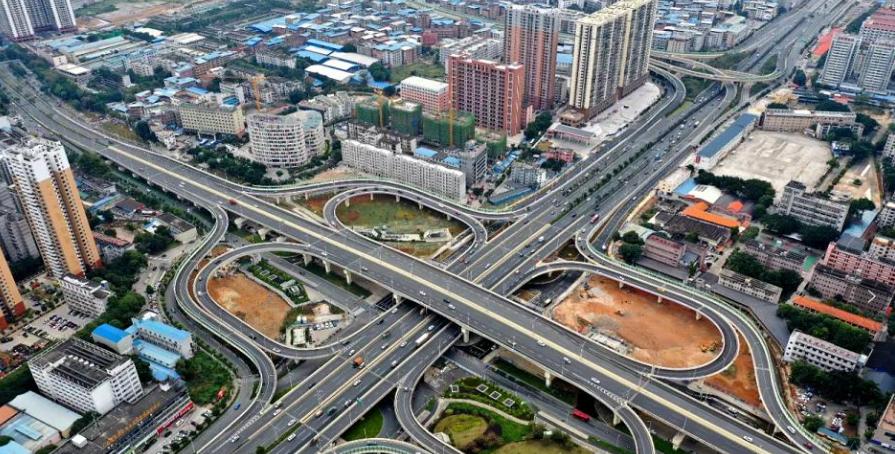 南宁城建什么水平？一句话：面子能排进全国二线头部、单项敢跟新一线掰手腕，里子却连