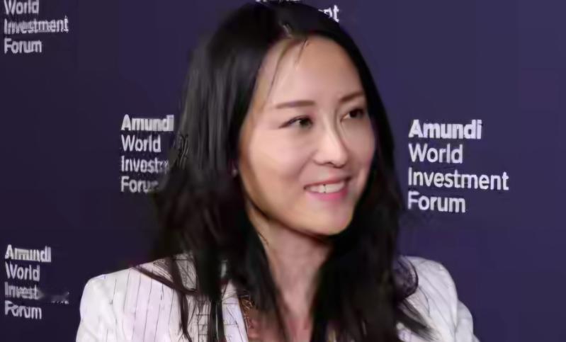 很多人不明白，为什么金刻羽被曝光事件还不到一个月，就有人邀请她来参加第二十五届中