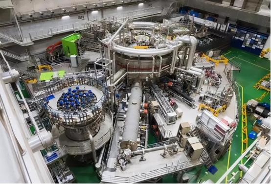 西方集体撤退！中国死磕，为什么全世界，就中国在拼命搞核聚变？ 全球能源赛道上