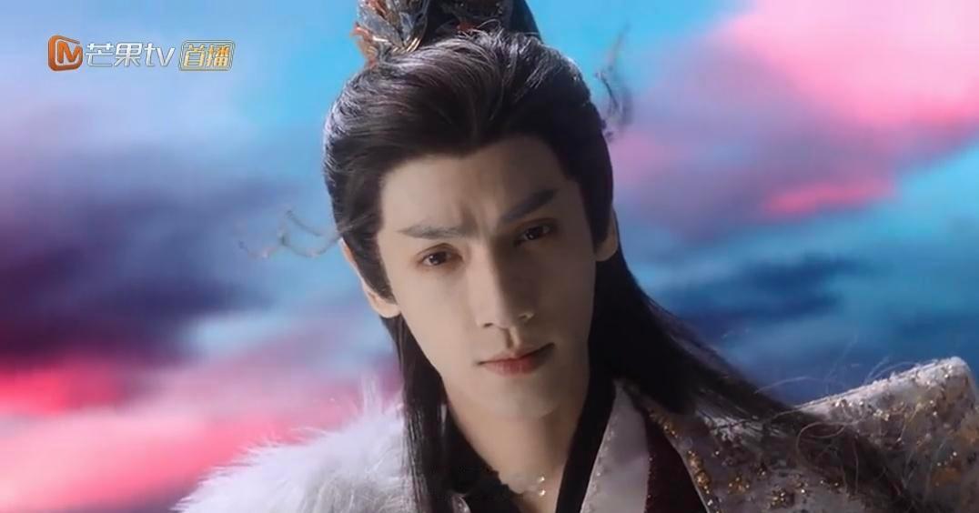 唐俪辞命悬一线，不是因为敌人太强，是朋友太狠。他养着别人的心脏，活成个半截人。