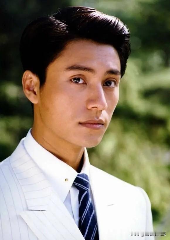 大家都别猜了陈坤这是又在给大家上难度了，而且是要让大家猜一辈子的这种。陈坤