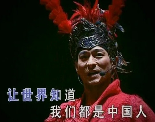 2006年，刘德华去日本参加歌友会，刚开场，主办方要求刘德华用日语和歌迷打招呼，