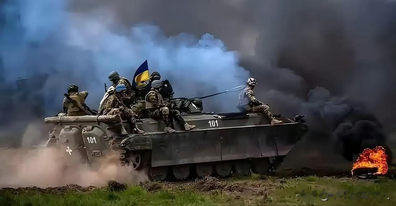 大过年的，也不放个假？网友:一家不圆万家圆[捂脸哭]