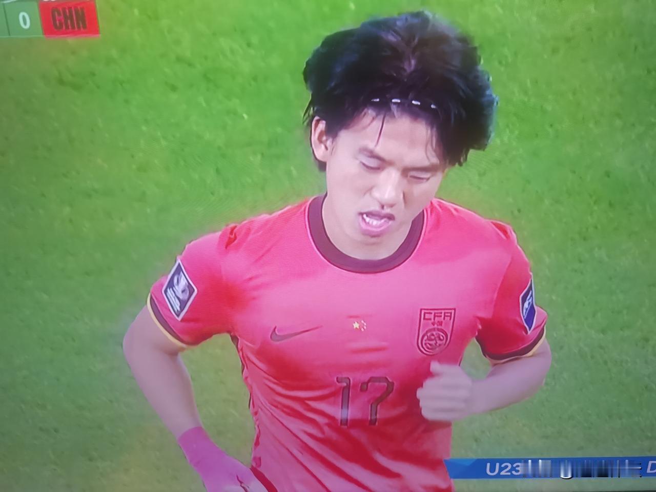 亚洲杯国足开场6分钟，想不到的一幕出现了，令这场比赛充满了变数！