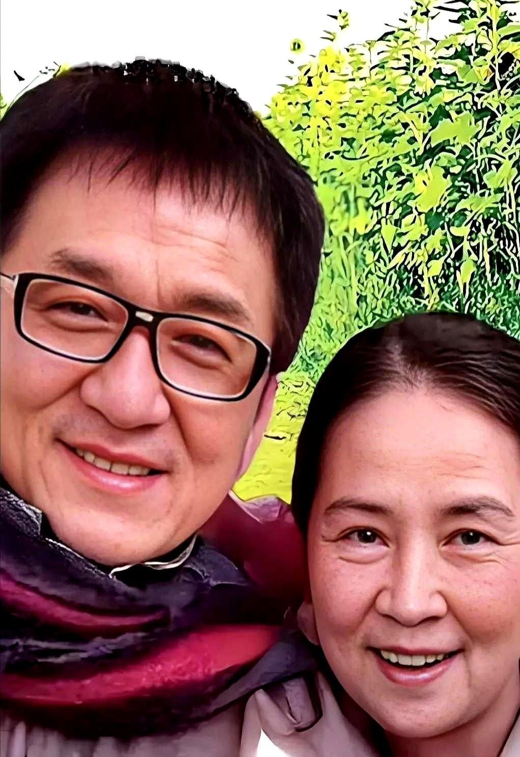 72岁林凤娇同框成龙显老，全网却集体沉默——因为大家终于看懂：真正的赢家从来不是
