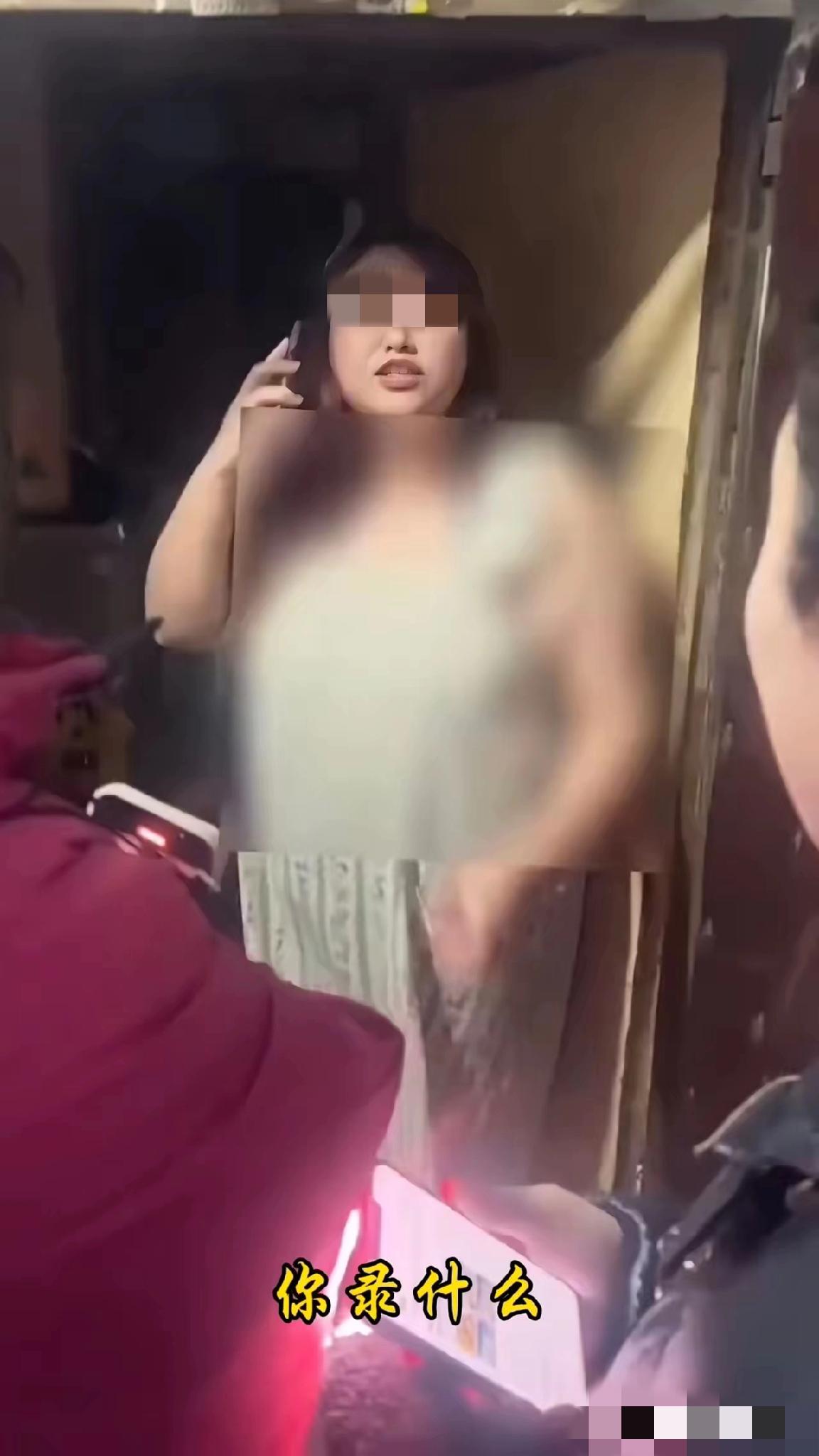 太不要脸了吧！这个女子在美团下了一单榴莲，榴莲到手之后，女子马上将订单取消，并申