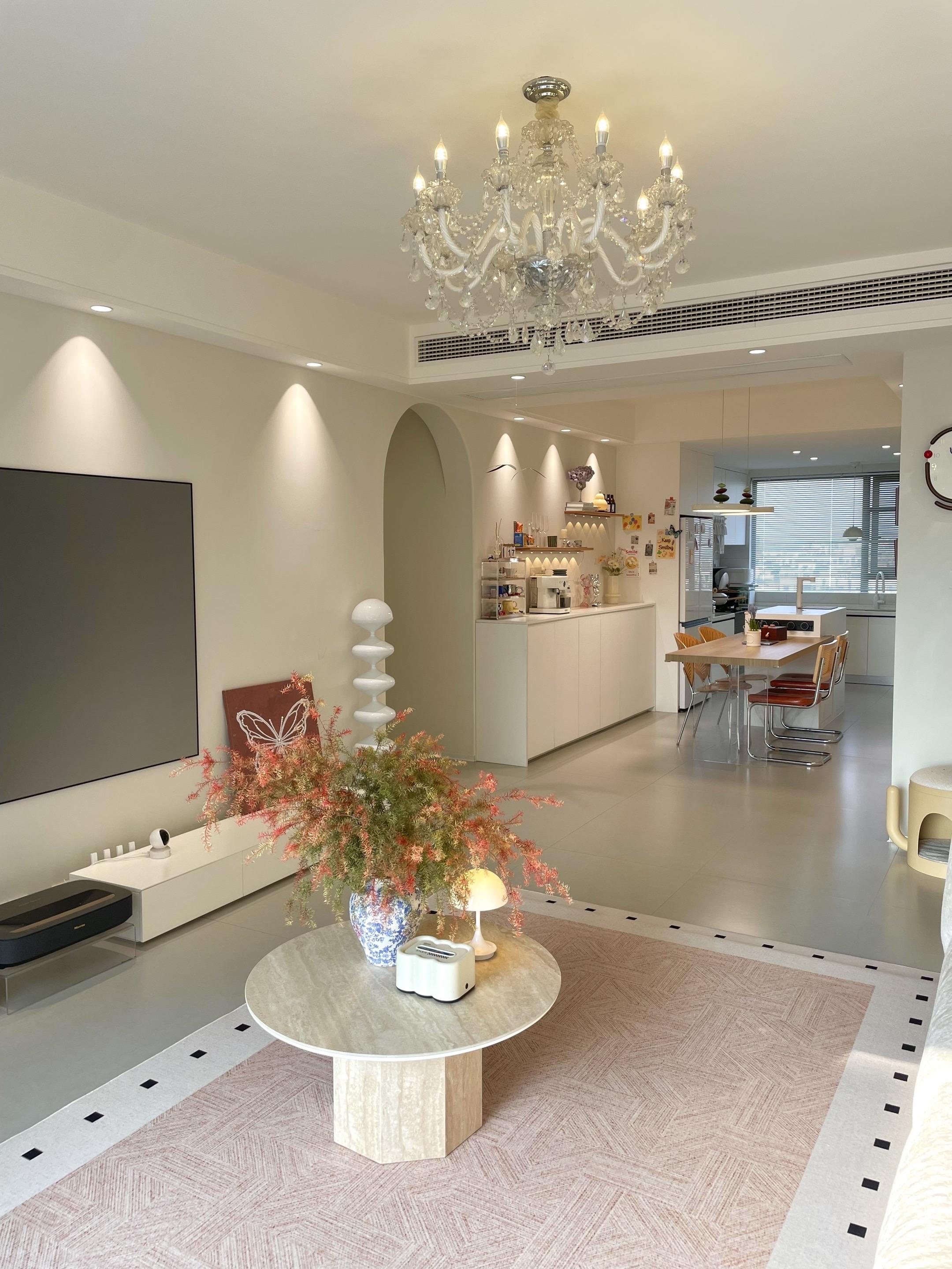 没什么大本事，就15万装了个很棒的家🏠。我家建面128平，套内104...