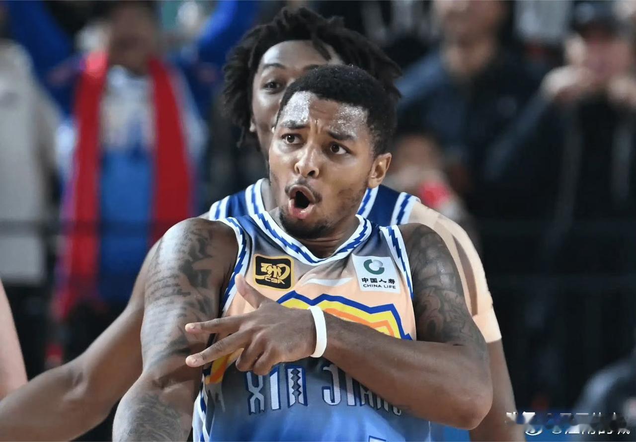 皮特森加盟福建男篮！北京时间2月13日消息，皮特森重返CBA加盟福建男篮。这