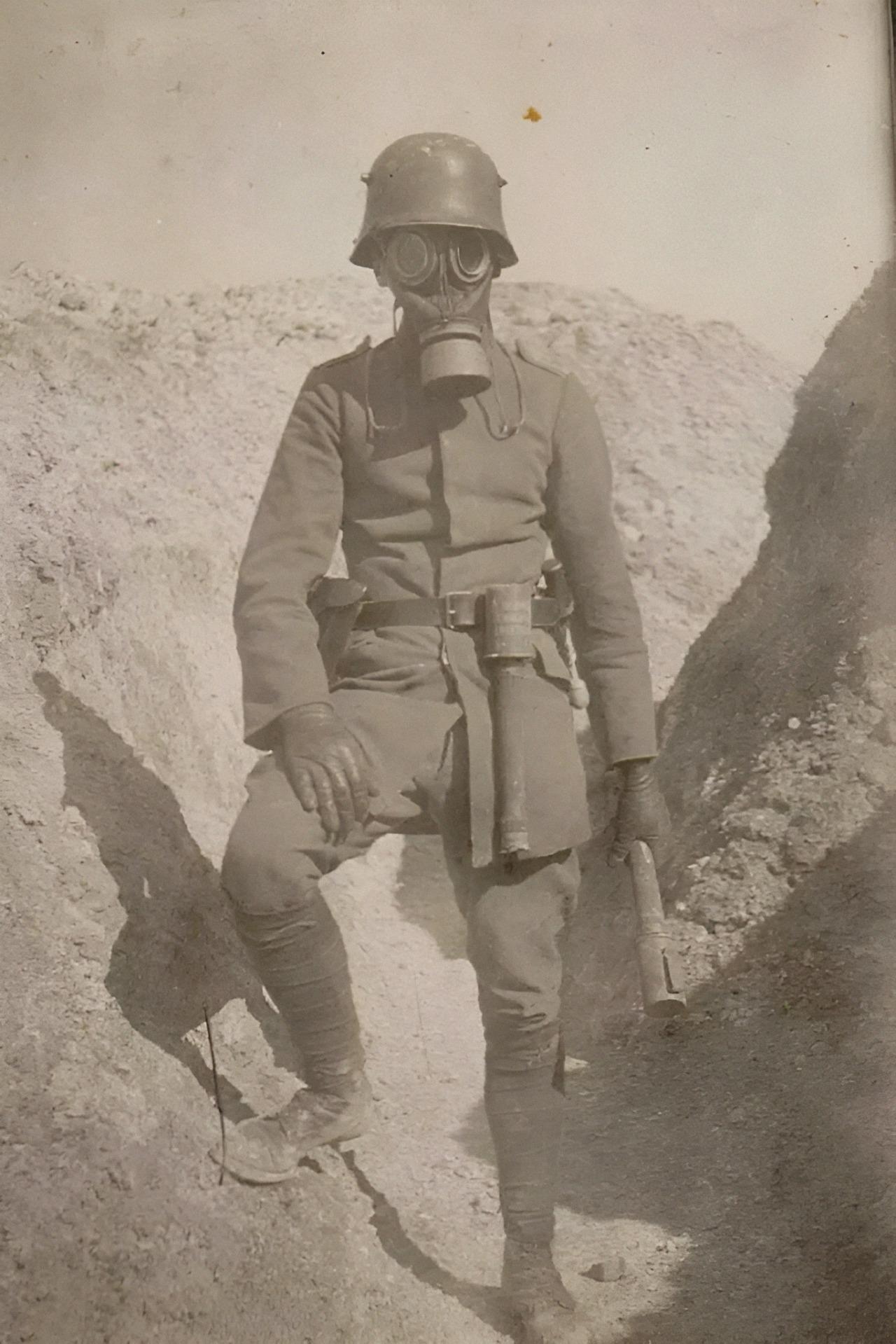 1918年这个德国兵手里攥着的"木棍"，让整个协约国闻风丧胆——现代特种作战的祖