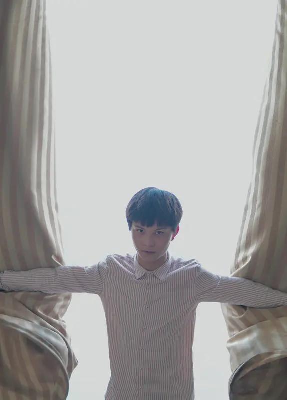 周深现场演唱苏超主题曲《热烈盛开》，简直太绝了！4月7日他发文证实演唱消息，那一