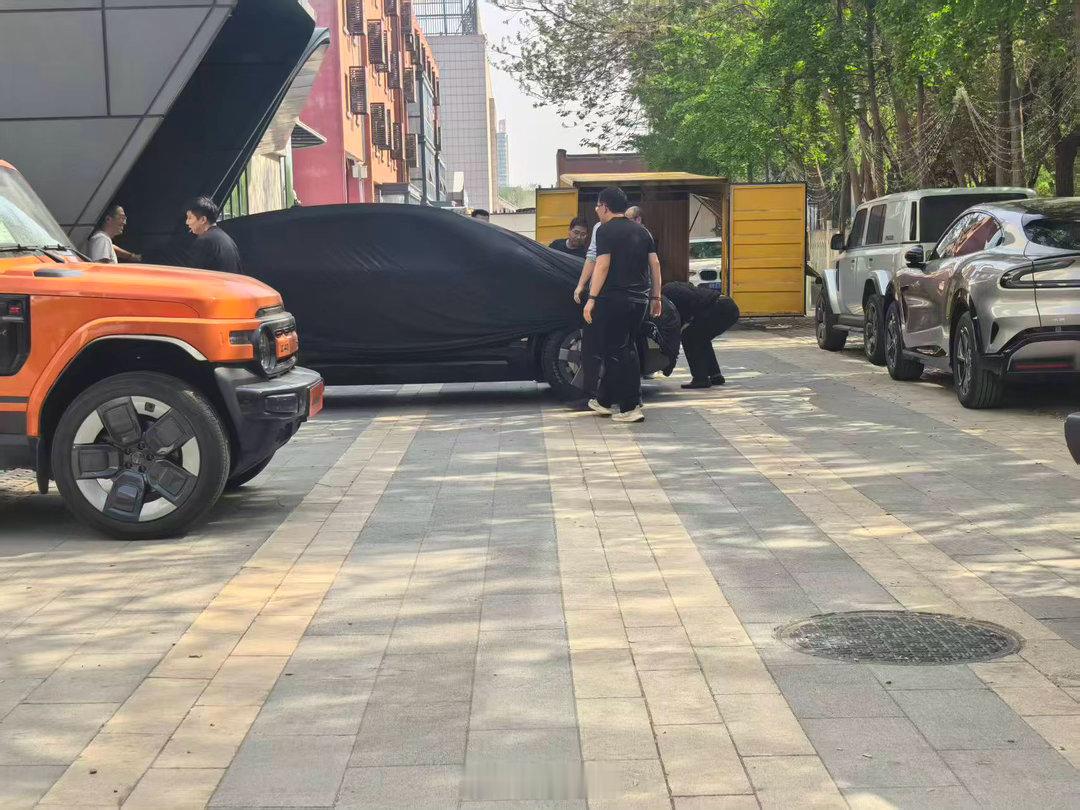 iCAR车展之前车辆图片漏出，这也不是SUV吧？coupeSUV？还是啥车！？