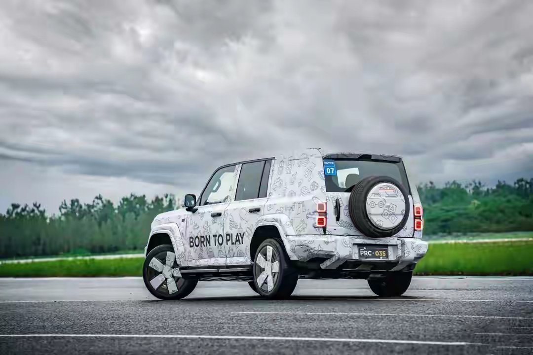 iCARV27大v聊车上市信息● 国内：预计2025年第四季度上市，厂家预计