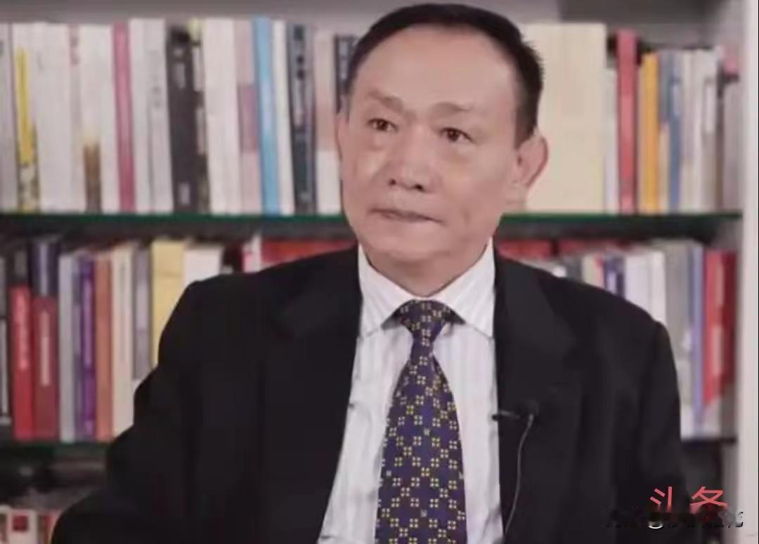 卢麒元看历史，确实毒辣。​大明朝是怎么亡的？教科书里写的是“内忧外患”，但真把