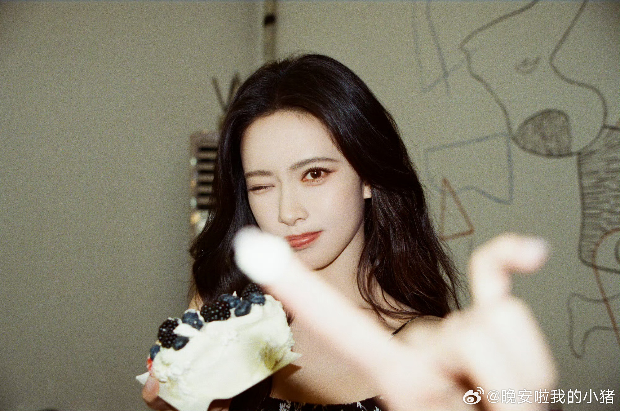 孟子义今日营业照，好甜的小蛋糕