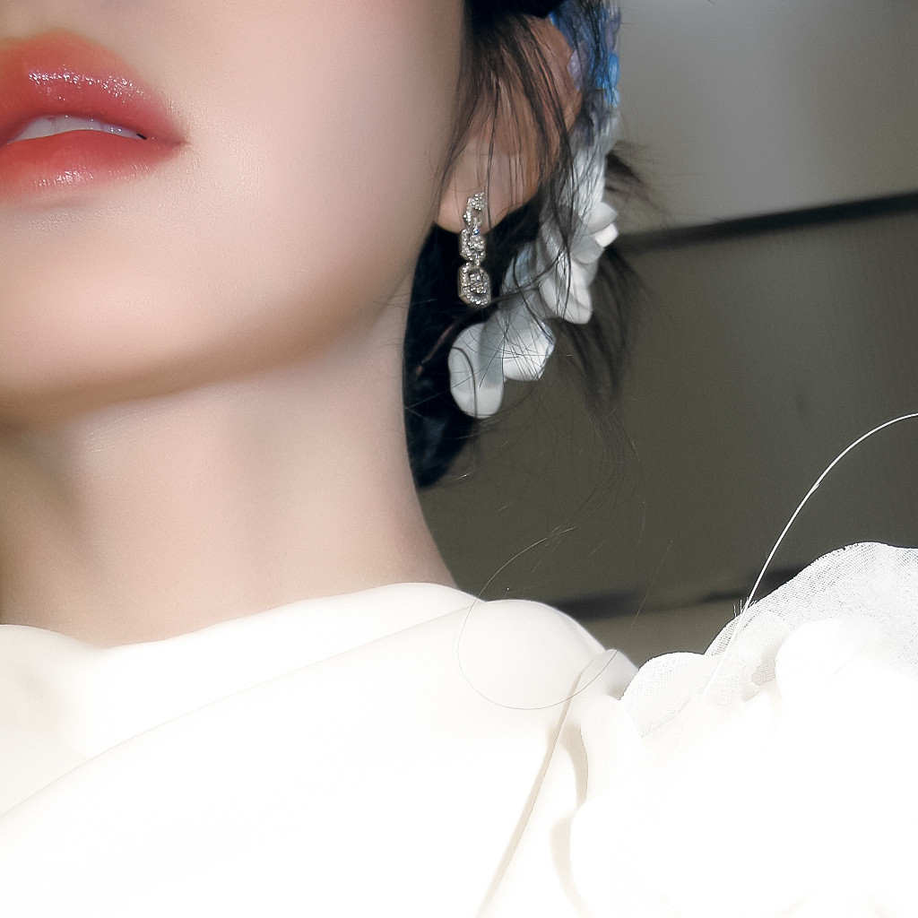 漂亮喵喵🐱｜田曦薇