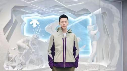 陈伟霆，这是要来内地定居了吗？陈伟霆最近一个操作，引起了大众关注，原来他最近两