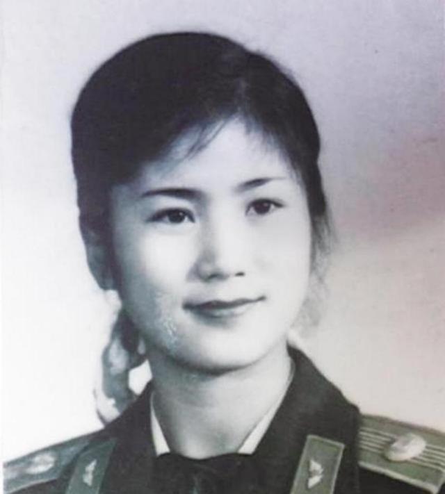 1973年，一名广西舞蹈老师在给毛主席的信中，自称是他的女儿，语气里满是对主席