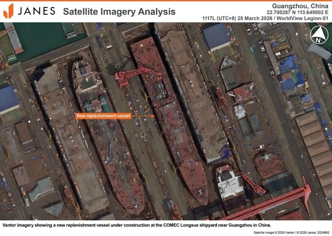 乖乖！！！7万吨级的补给舰！英媒称，根据最新卫星图像显示，这艘在建的补给舰长度达