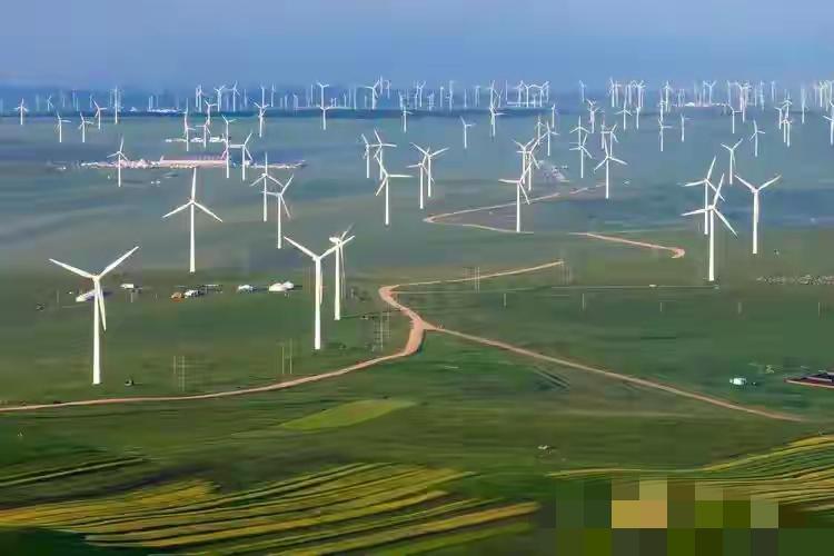 看到2025年中国的用电量，我才意识到，世界上不会有任何国家可以取代中国的制造业