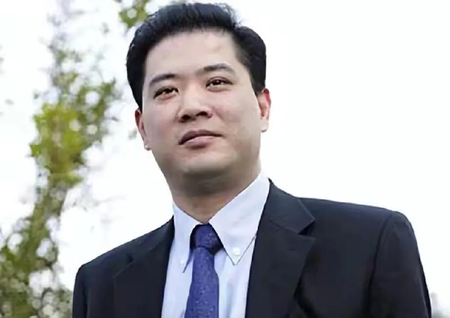 从铁血刑警到商业传奇：马云最信任的"守护神”当全国特级优秀人民警察的勋