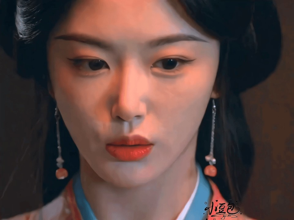 《折腰》里的郑楚玉，只要她一出现，我就有点看不下去，不是因为演技不行，也