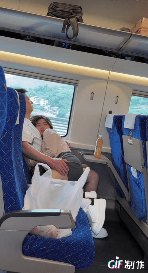 这样的爱情怎么叫人不羡慕