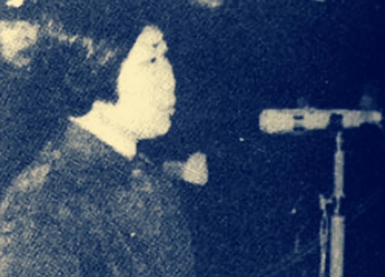 1976年10月，曾经名噪一时的风云人物王秀珍，突然在一夜之间销声匿迹，