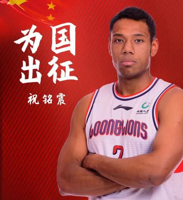 场均贡献不足10分，杜锋爱将喜提一年D类顶薪合同。据媒体人透露:队内没有
