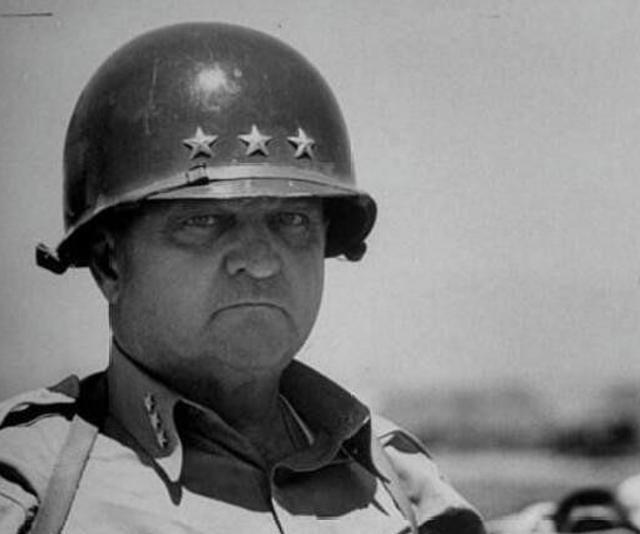 1950年，美第8集团军司令沃克在逃跑途中，意外被韩军卡车撞死，李承晚听后大怒：