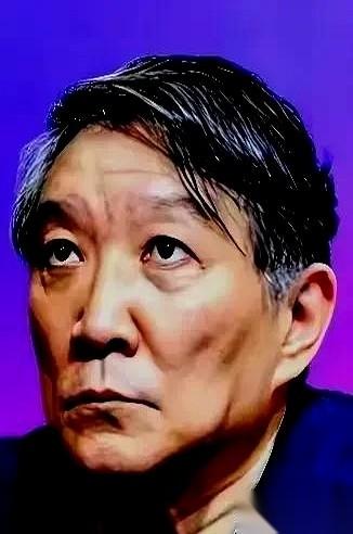 中国女篮近期的这盘棋，下得着实让人捏了把汗。堂堂世界杯亚军的班底，现在的排兵布