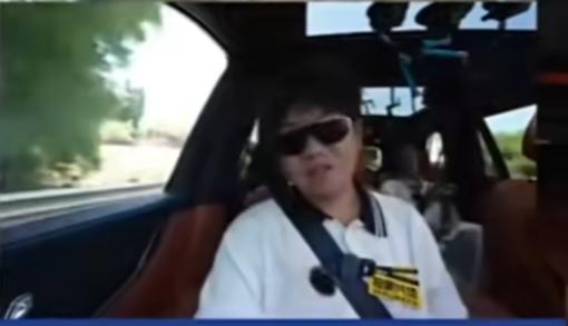 一个懂车帝的续航测试画面，一个是官方的。
