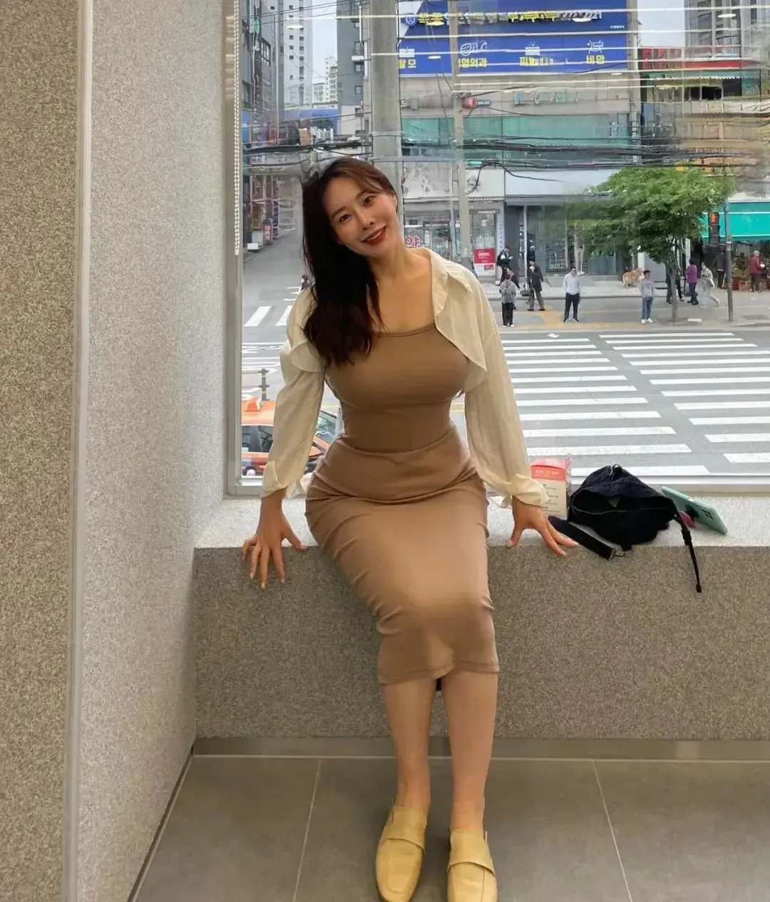 都市时尚女孩，街拍穿搭指南