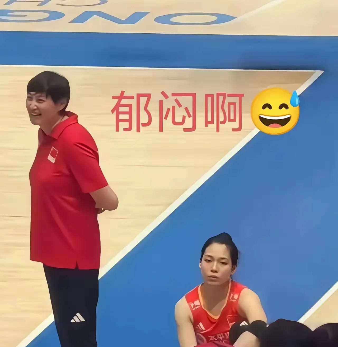 杨昊这个新闻发言人感觉怎么样？确实不怎么样，甚至还不如上一届的王芸路和刁琳宇