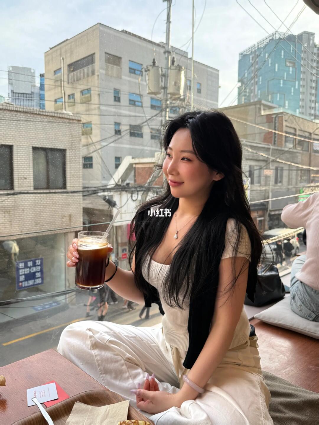 🇰🇷🐰🐇假装在约会