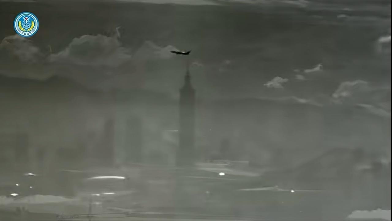 我们拍摄的台北市区的画面，更多图片曝光！第一张图片就是台北市区的图片，这是无