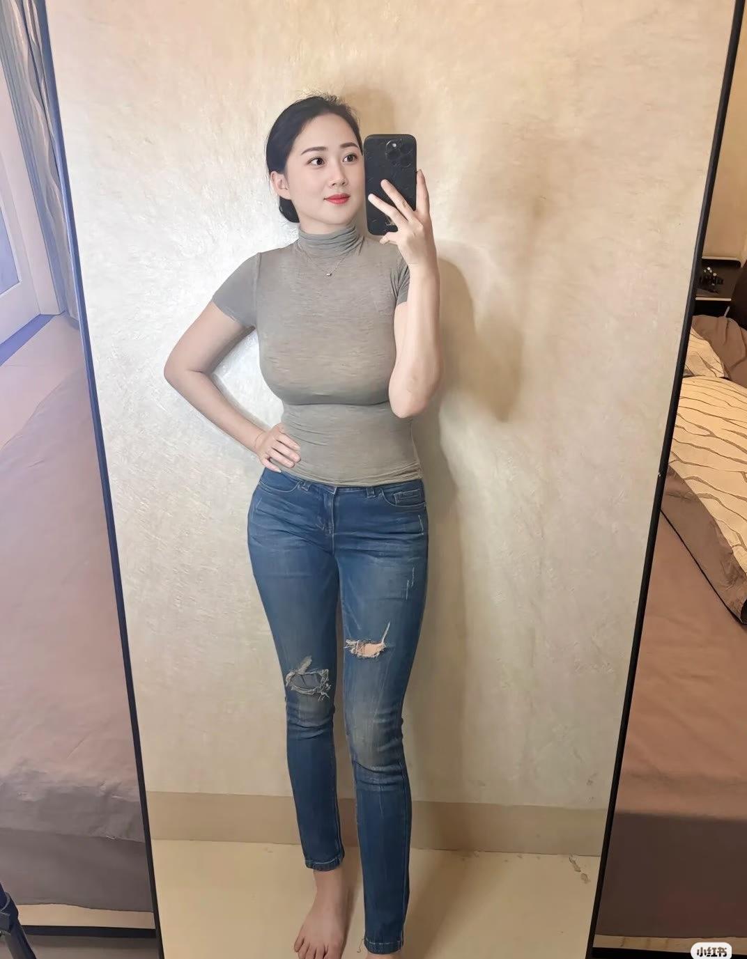 87年兔子，40岁了，上衣穿的是不是有点保守了！