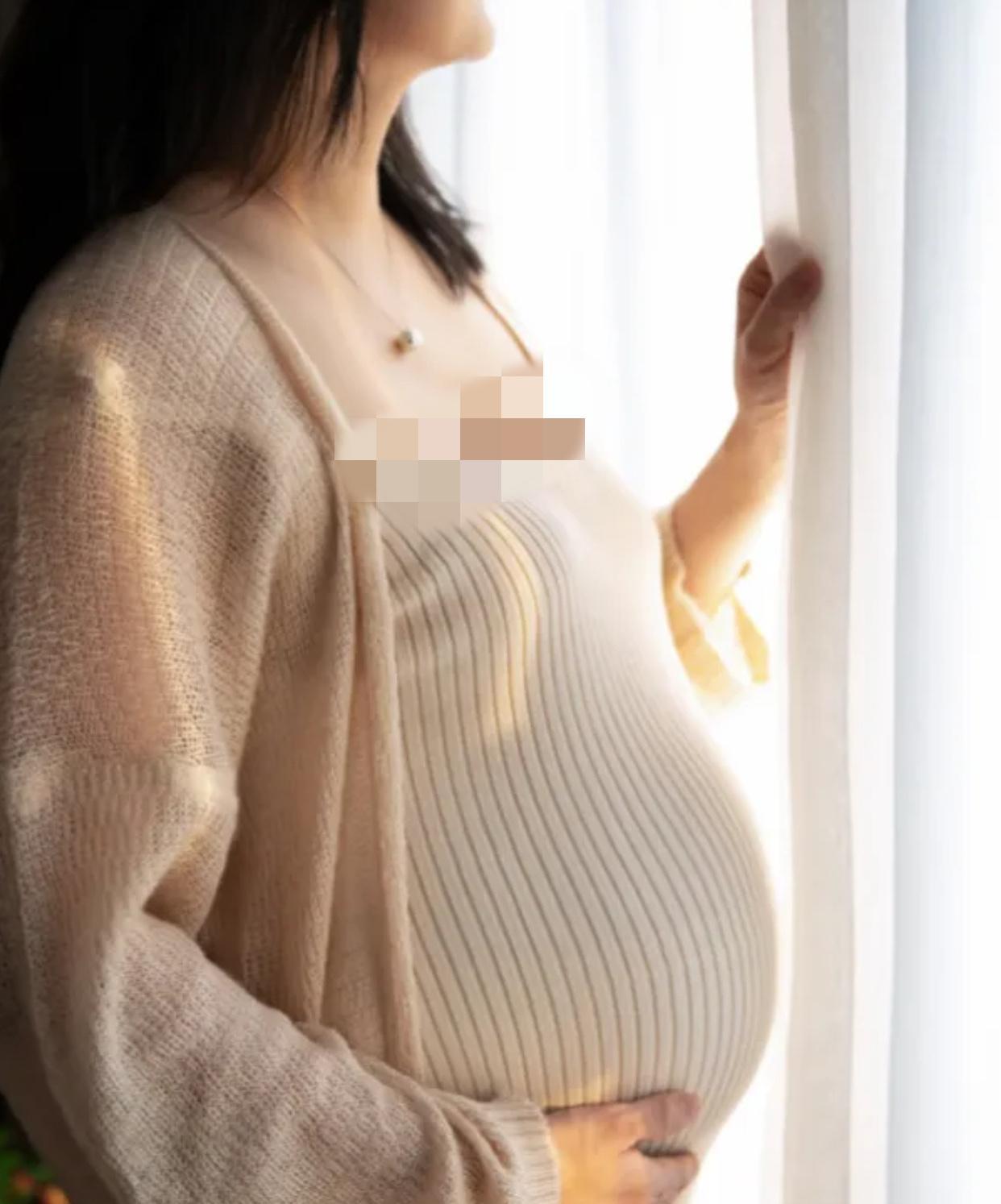河南邓州，男子一家为娶儿媳进门，东拼西凑给了26.6万彩礼和2万多的三金，小两口