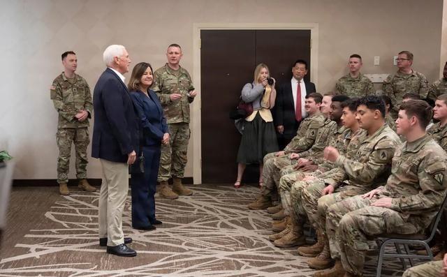 美国人也懂人情世故，美国前副总统财力雄厚，请不少人吃饭，联络感情。2026年3月