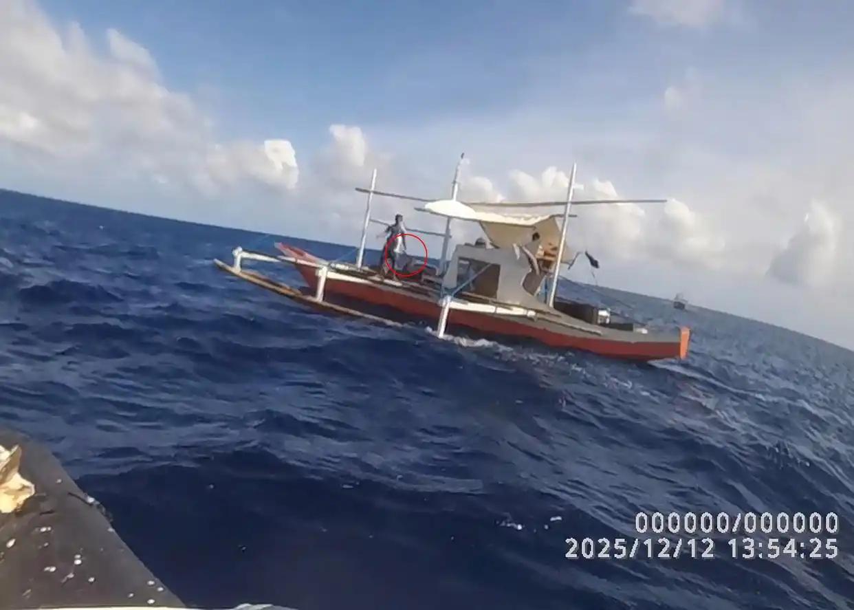 菲律宾防长，被中方狠狠打脸，铁证如山之下，还有何狡辩！中国外交部发言人日前透露