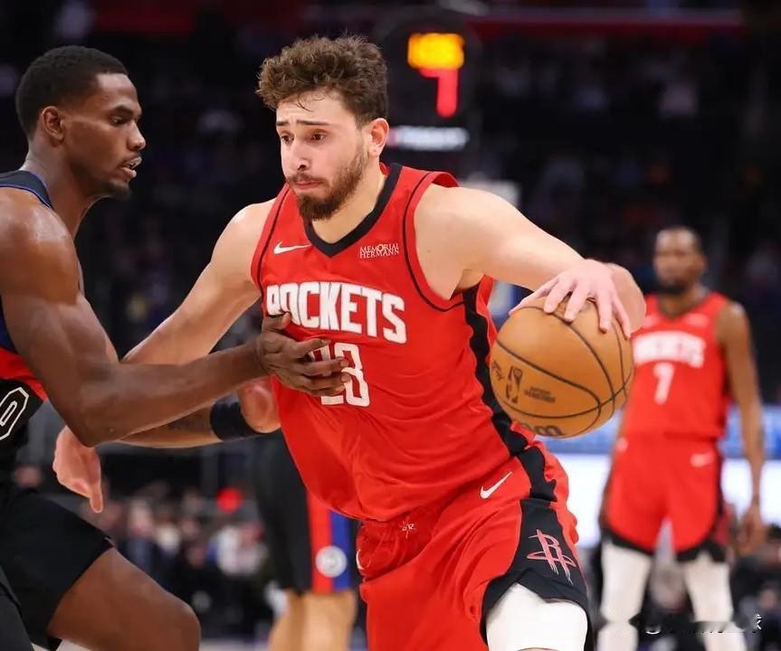 今日NBA签约更新:火箭签中锋，库明加入森林狼，快船失大将。一、北京时间8
