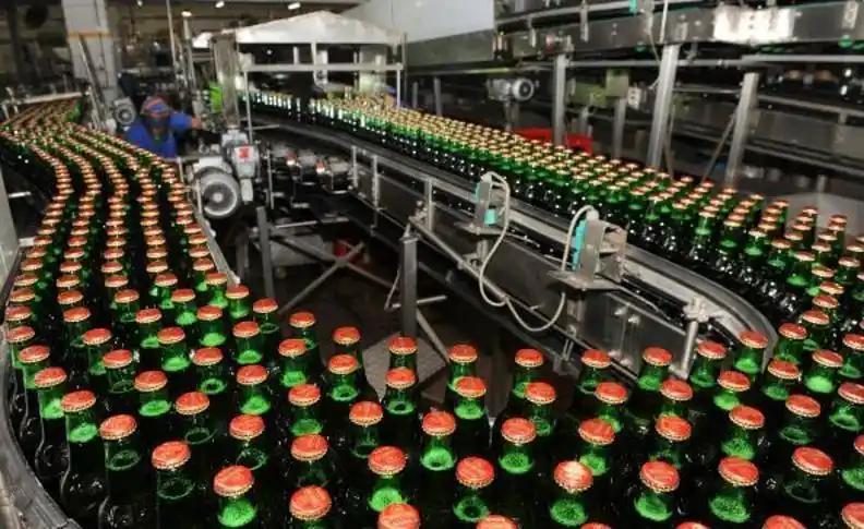 前些年，朝鲜打算建一座啤酒厂，可中国生产的啤酒设备，他们偏偏没有看上。于是这事先