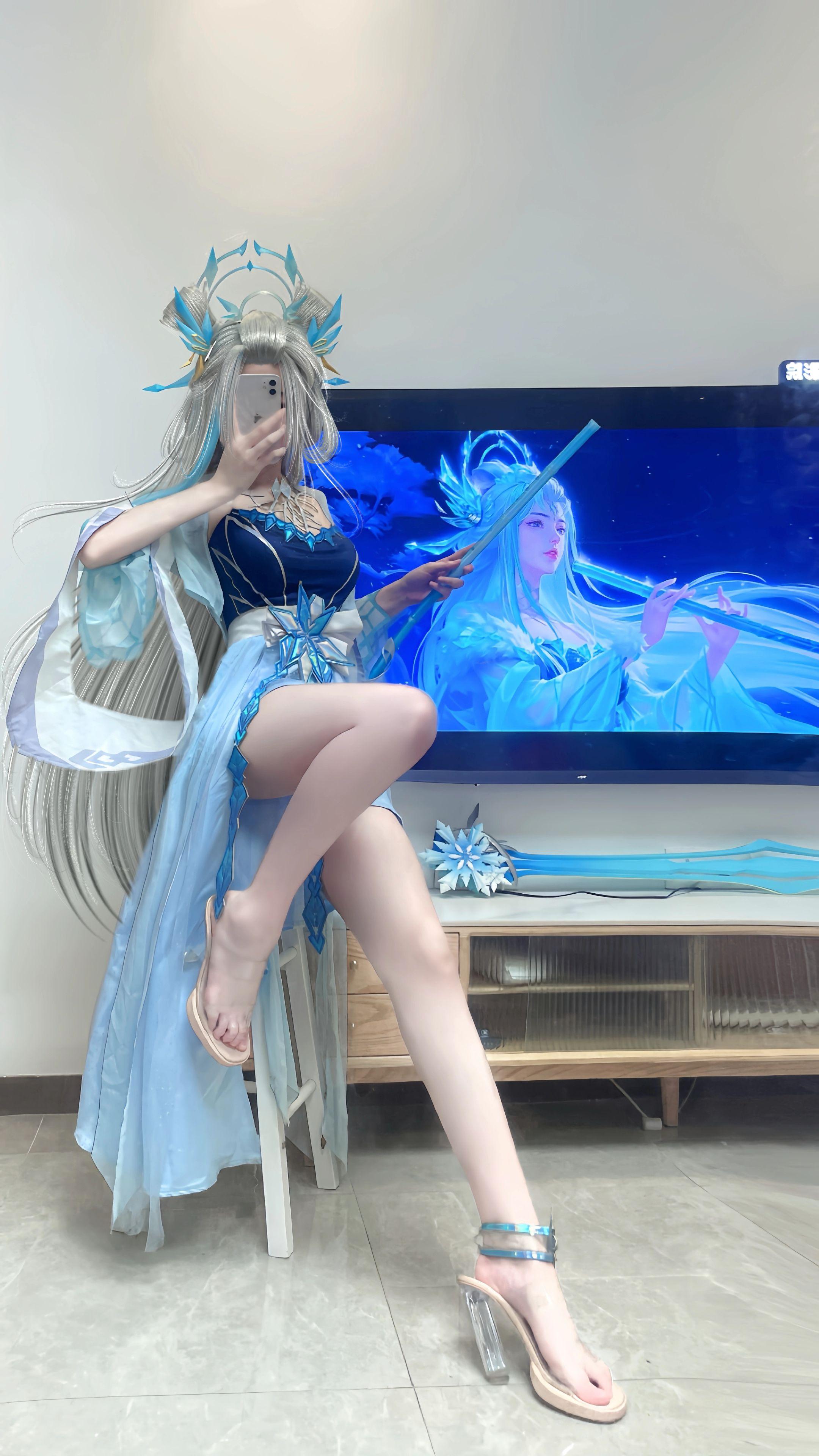 我证明我们露娜玩家都很专一。