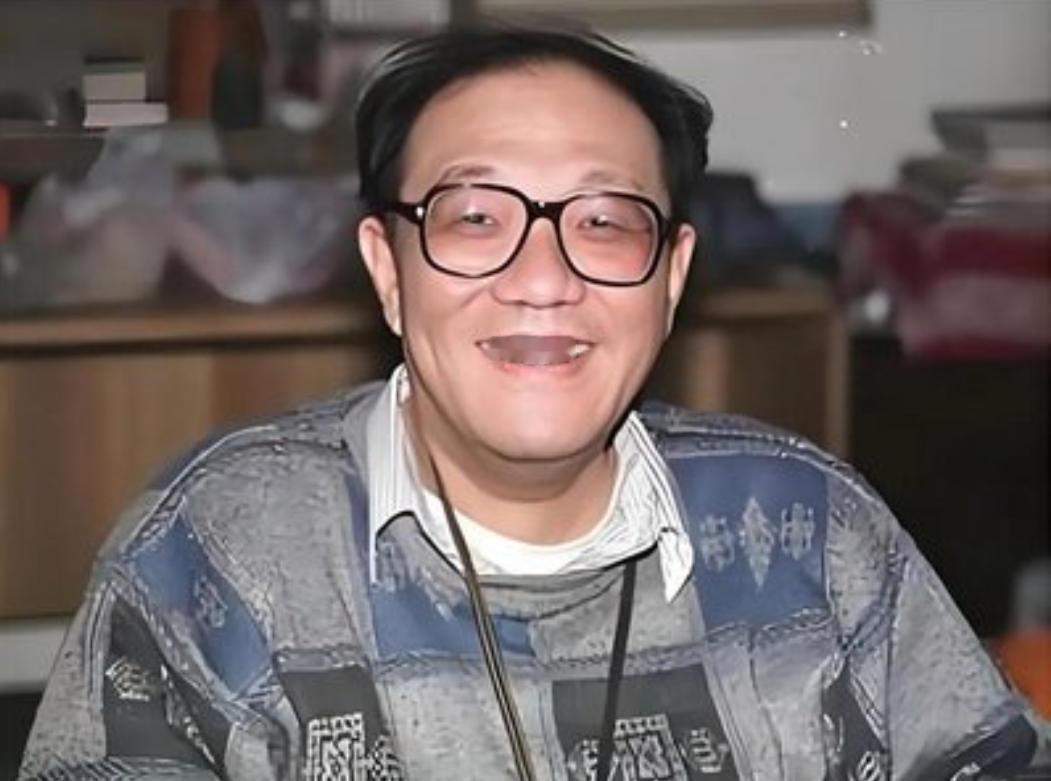 史铁生的一生：21岁瘫痪，不能行走，自杀了3次被救，26岁母亲去世，留下了患病的