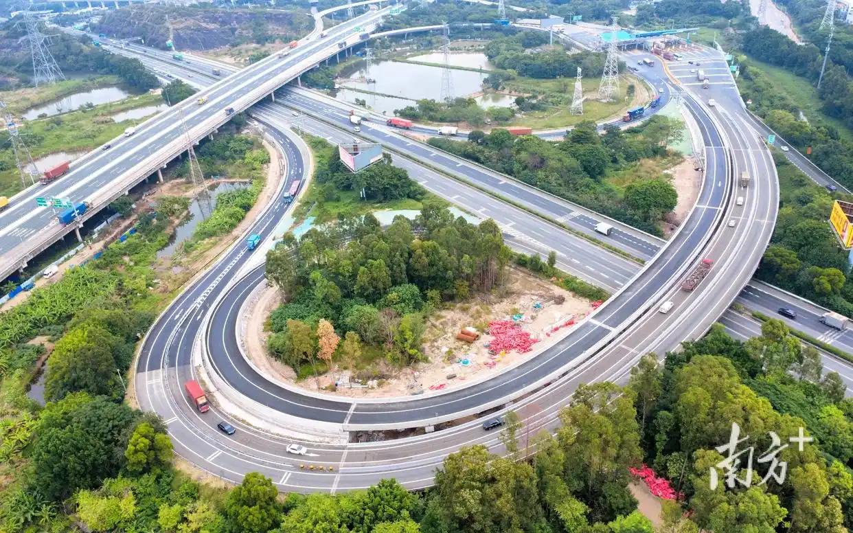 【黄阁立交不怕塞车了!】10月28日上午广澳高速广珠北段黄阁互通立交改造工程正式